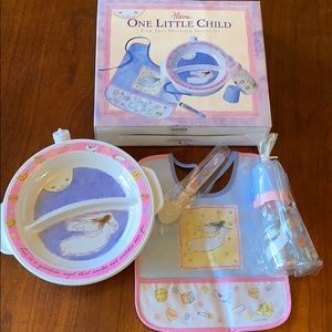 Flavia One Little Child 4 pc melamine infant set❣️